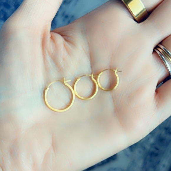 Gold Hoop Earrings Set - Picture 9 of 10